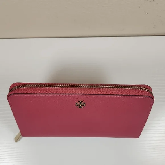 Tory Burch Rose Women's Zippy Wallet - Picture 3 of 10